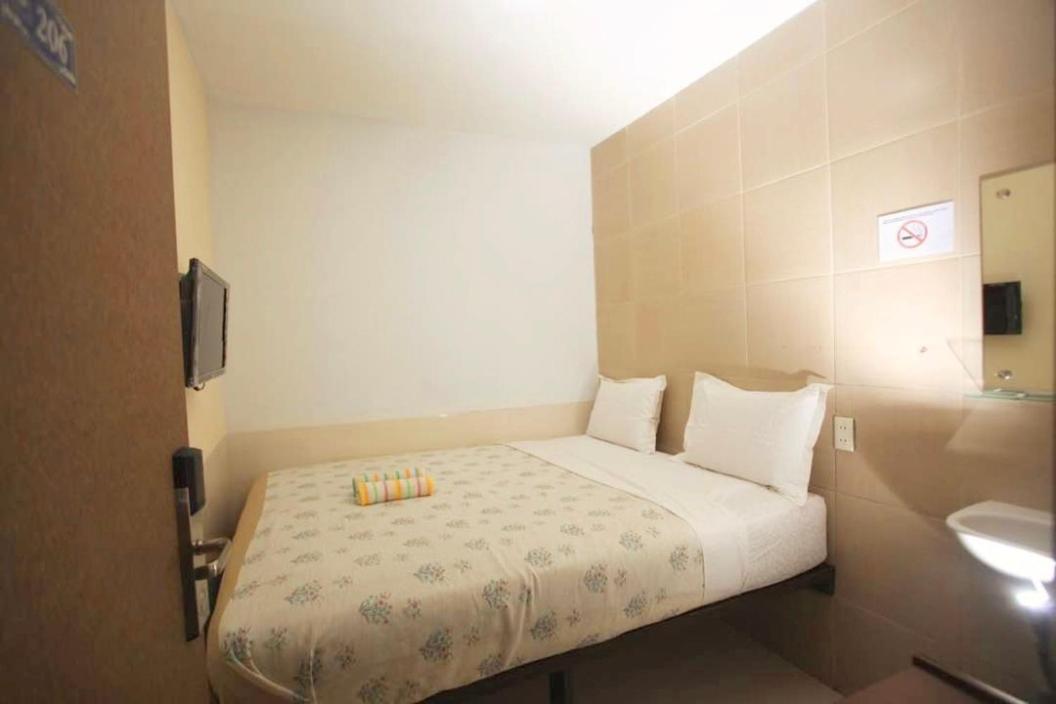Permata Inn Medan Eksteriør bilde