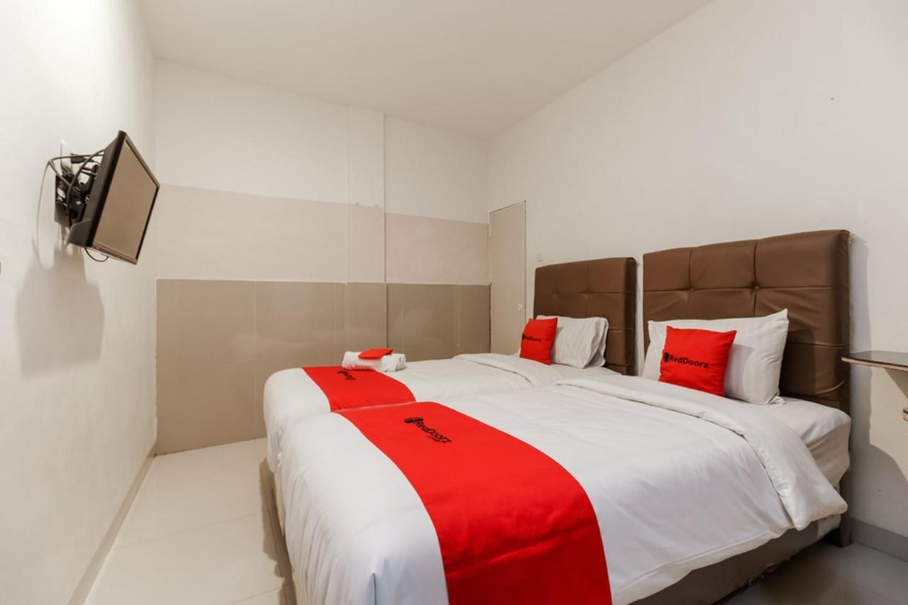 Permata Inn Medan Eksteriør bilde